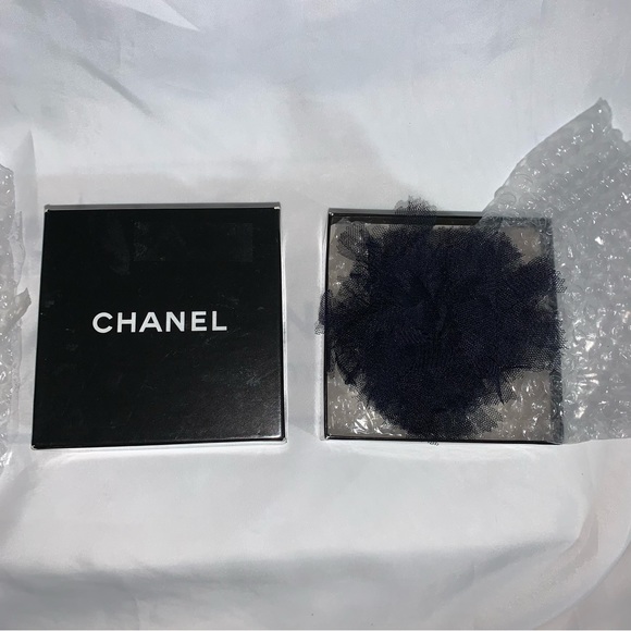 CHANEL black silk tulle netting FLOWER pin back BROOCH w/box - Picture 1 of 8